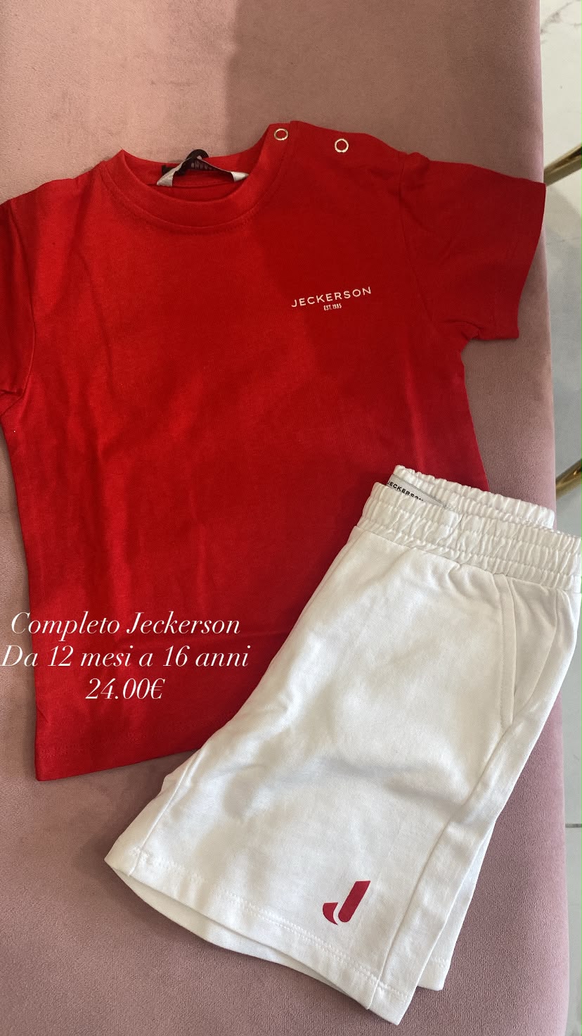 Completo t-shirt rossa e bermuda bianco Jeckerson per bambino