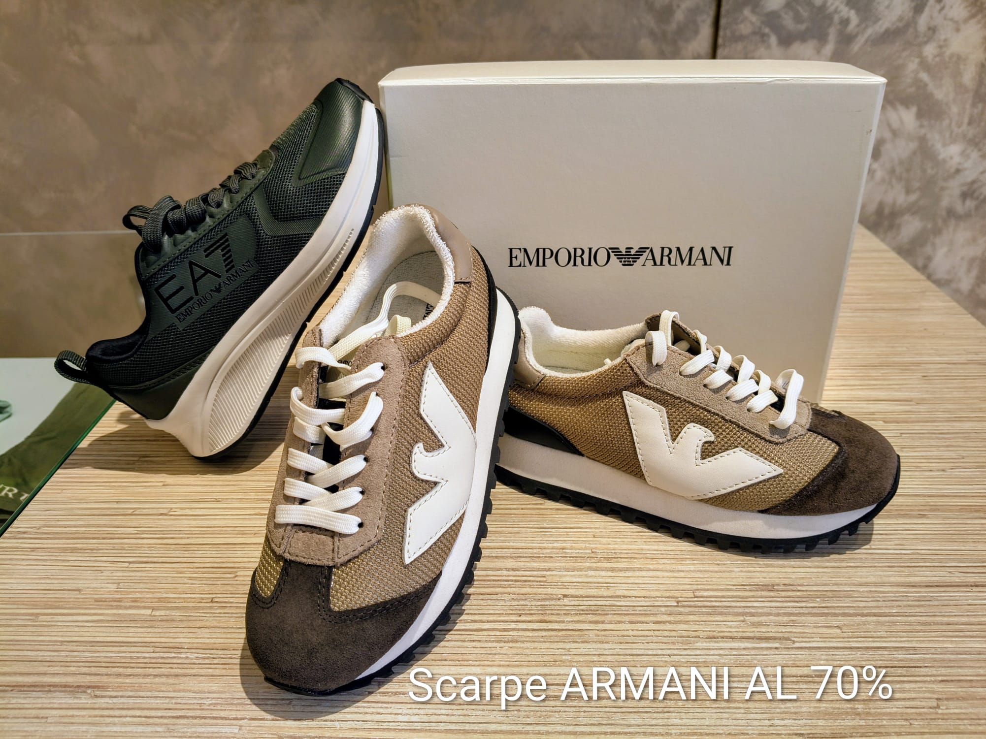Sneakers Emporio Armani ed EA7 per bambino in saldo